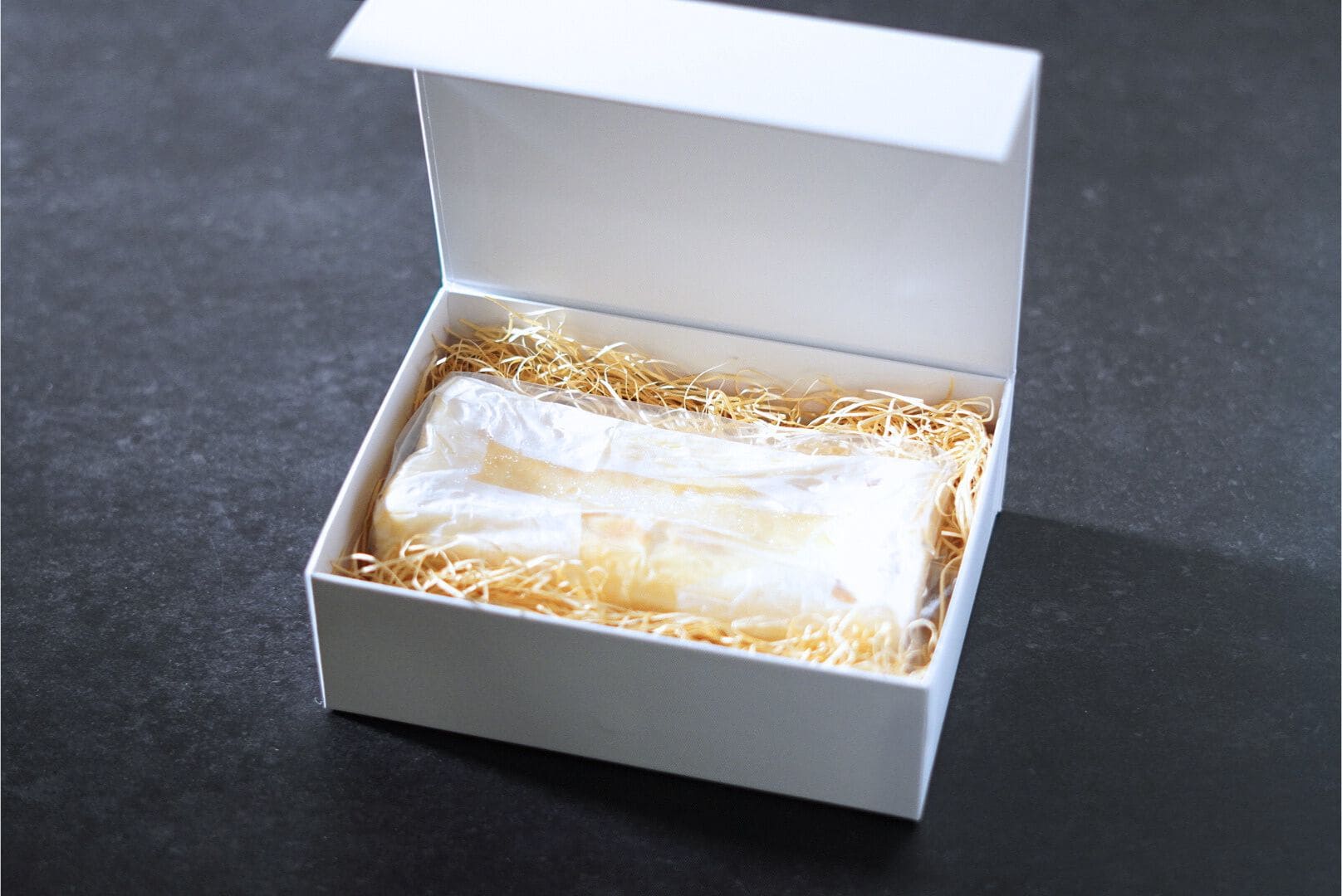 極上とろ生チーズケーキ 専用化粧箱入り