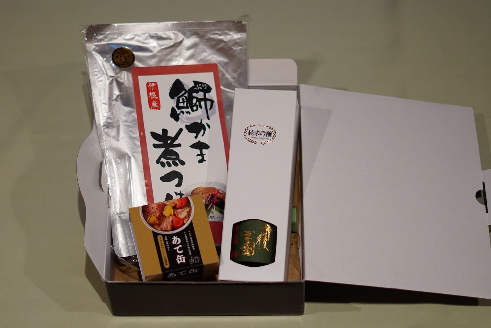 丹後の日本酒セット 化粧箱イメージ