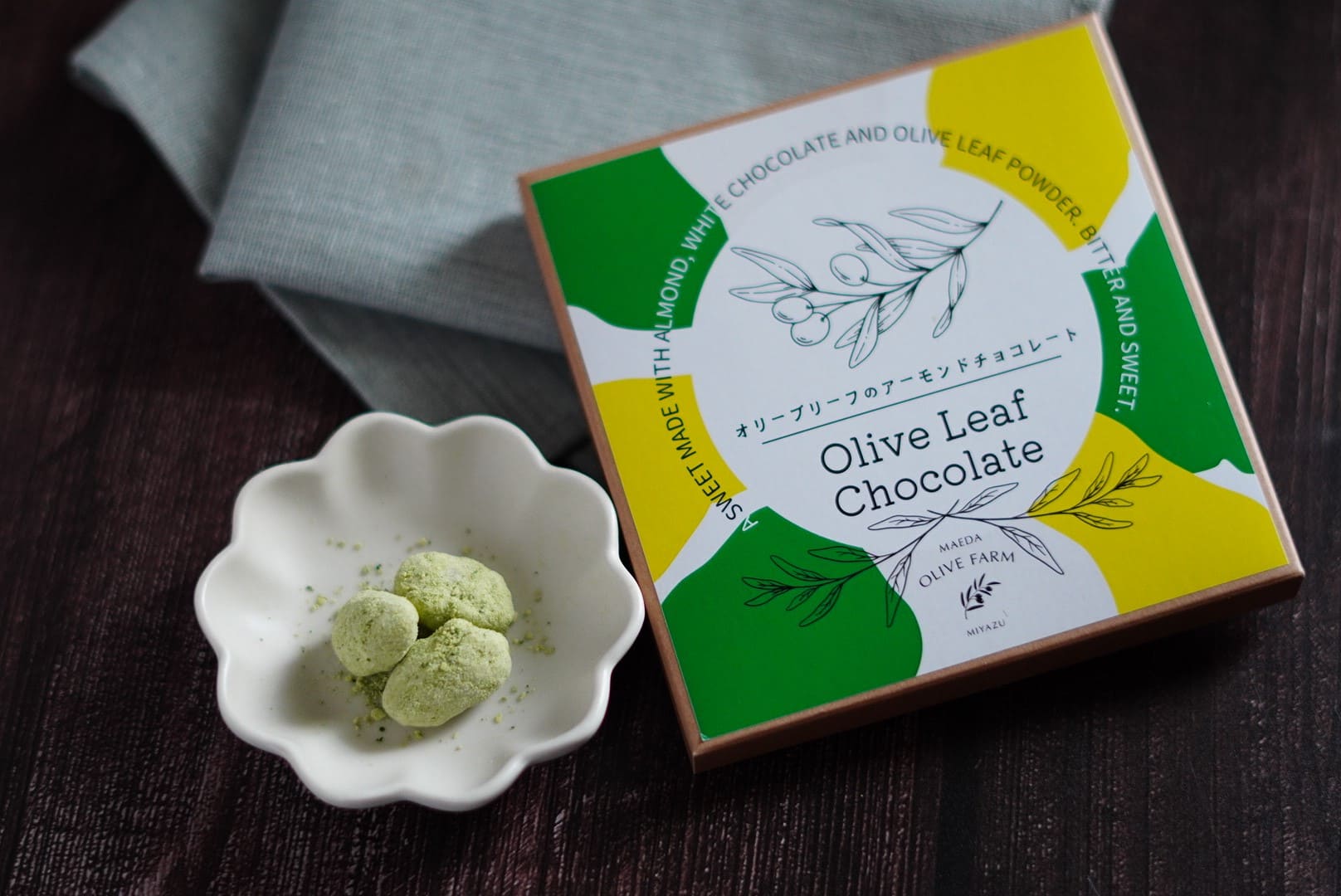 オリーブリーフのアーモンドチョコレート