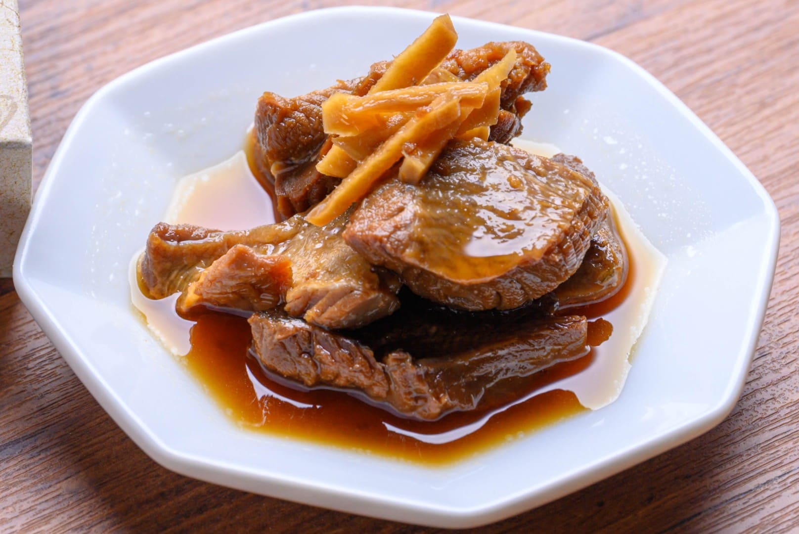 魚政 UO-CAN カレイの煮つけ 生姜風味 盛り付けアップ